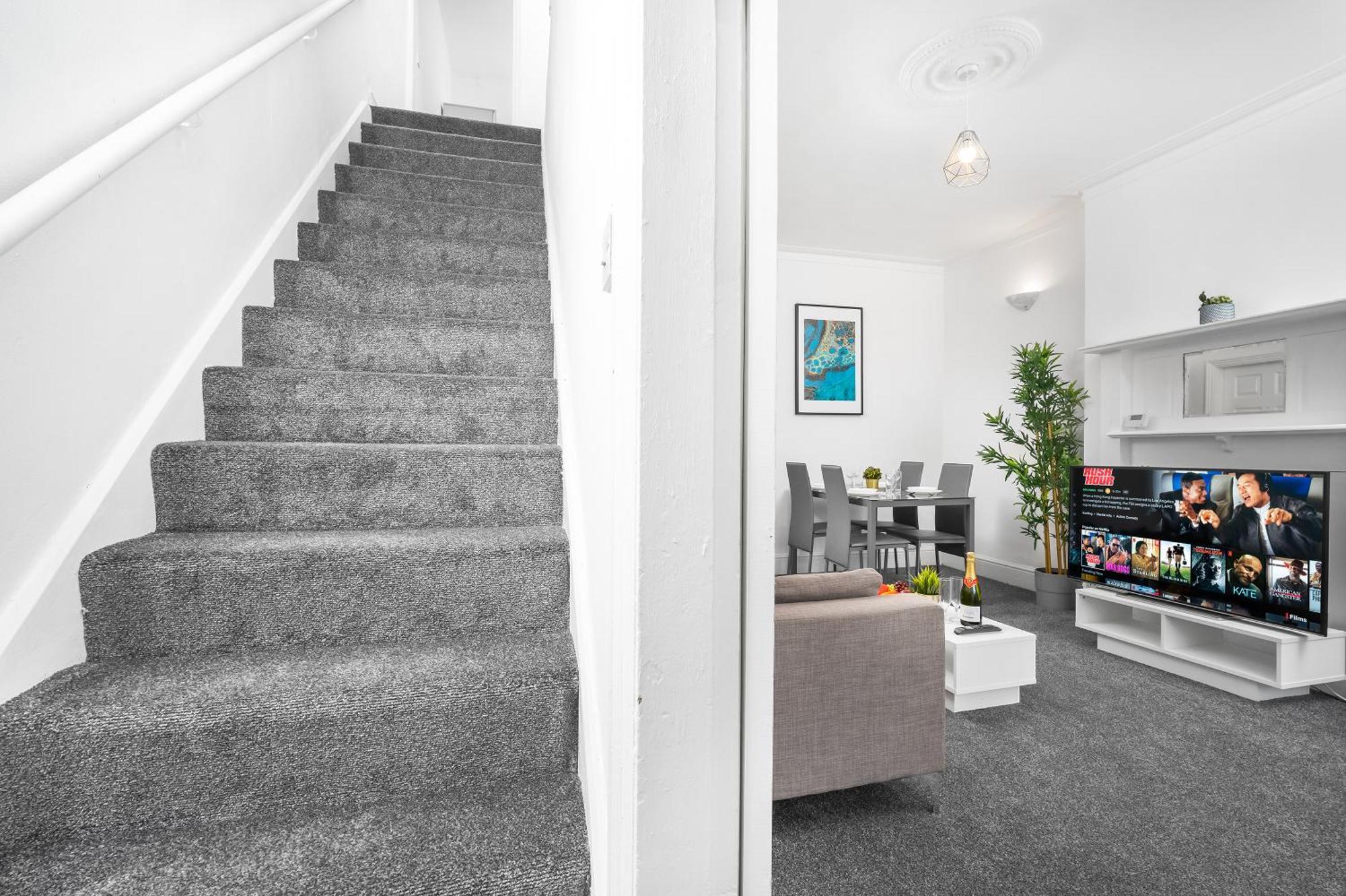 Harborne 2 Bedroom House - Parking - Smart Tv - Wifi - 62W Бирмингам Екстериор снимка