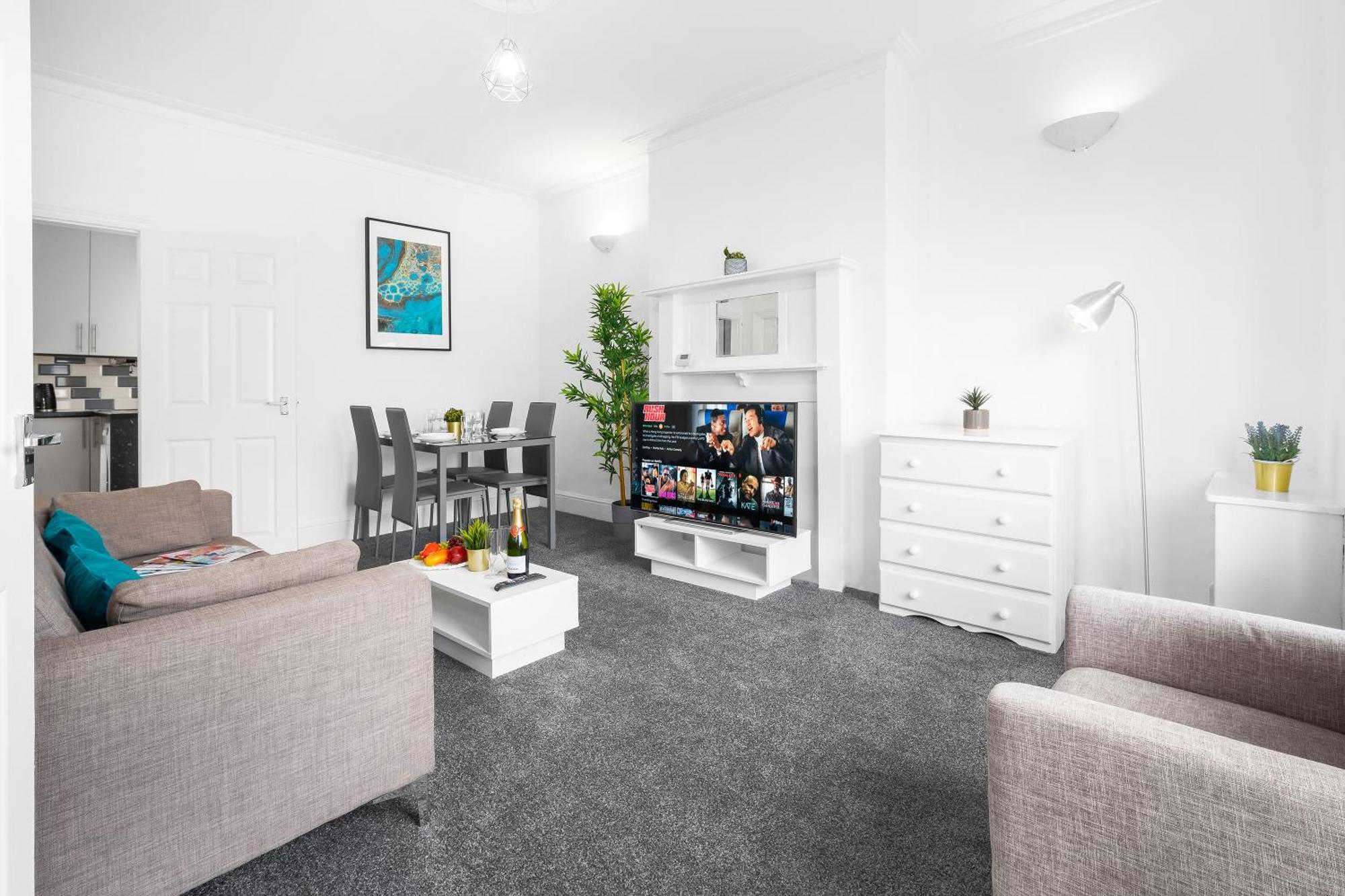 Harborne 2 Bedroom House - Parking - Smart Tv - Wifi - 62W Бирмингам Екстериор снимка